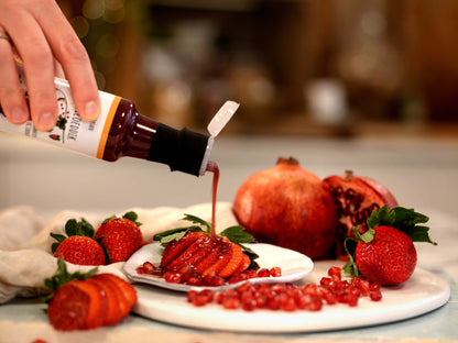 Kremet balsamicoeddik med granateple og jordbær - Fru Timian Nettbutikk